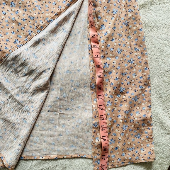 Floral Square-Neck Midi Dress - Picture 7 of 7